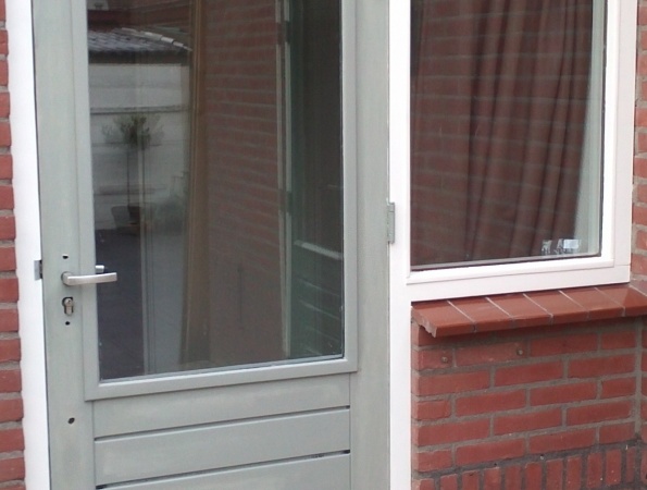 Achterdeurgrondverf